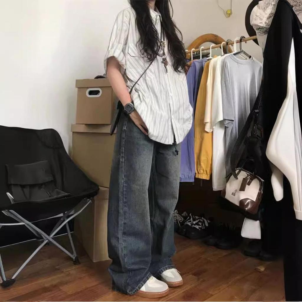 Лето 2024 Женская Нишевая Дизайнерская Рубашка в Голубую Полоску в Ретро Стиле с Коротким Рукавом