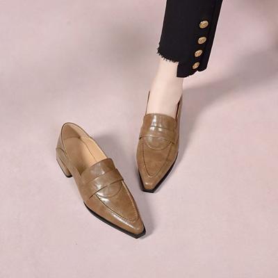 Женские весенние новые остроносые туфли-лодочки на толстом низком каблуке из маленькой кожи