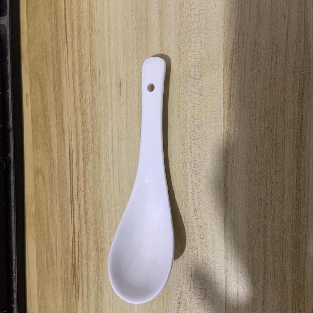 Чисто-белая керамическая ложка для супа и риса, устойчивая к высоким температурам