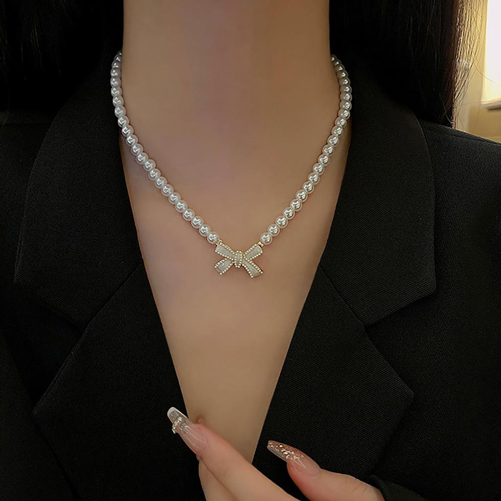 Elegant Adjustable Pearl Necklace Bowknot Pendant Necklace Fashion Neck Jewelry Present for Stylish Women Fashion Lover