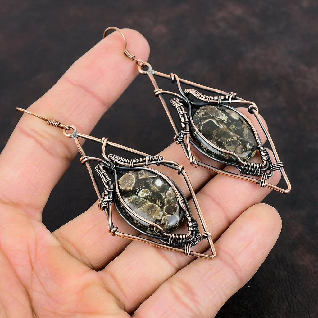 Серьги Turritella Agate Серьги с медной проволокой, обернутые в медь Драгоценные камни Медные украшения Ручная работа Серьги-подвески, обернутые в проволоку Подарки на годовщину