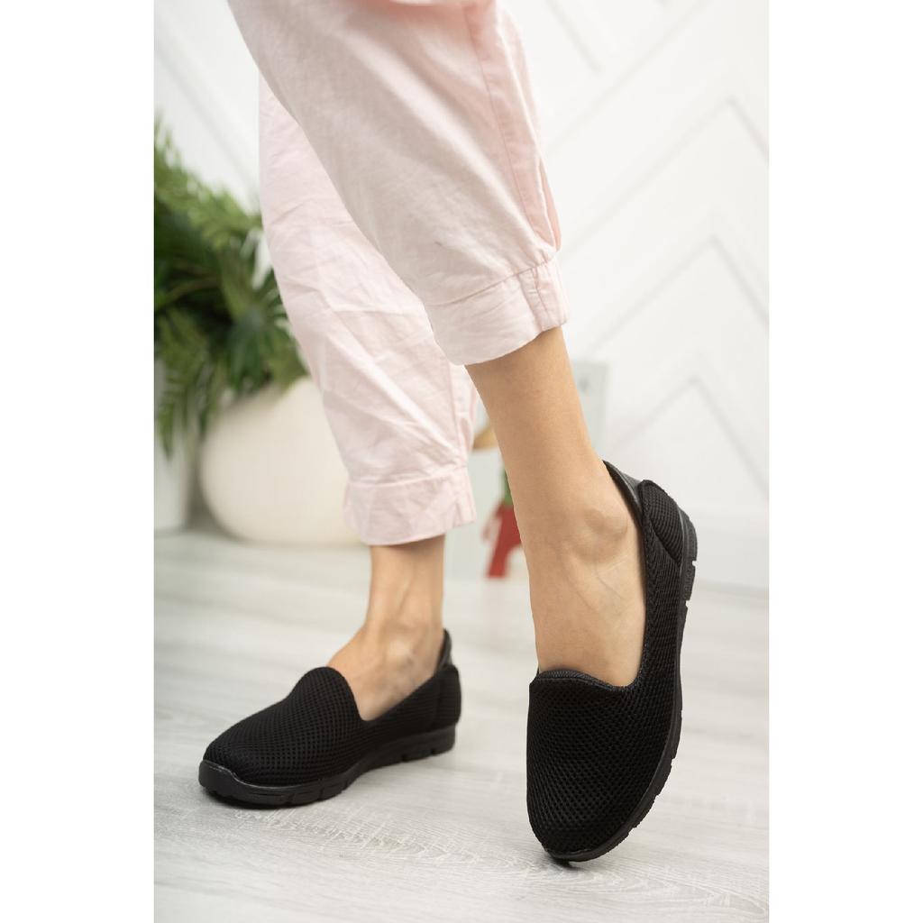 Women Sports Flat Shoes Light Orthopedic Base Mother Shoes
