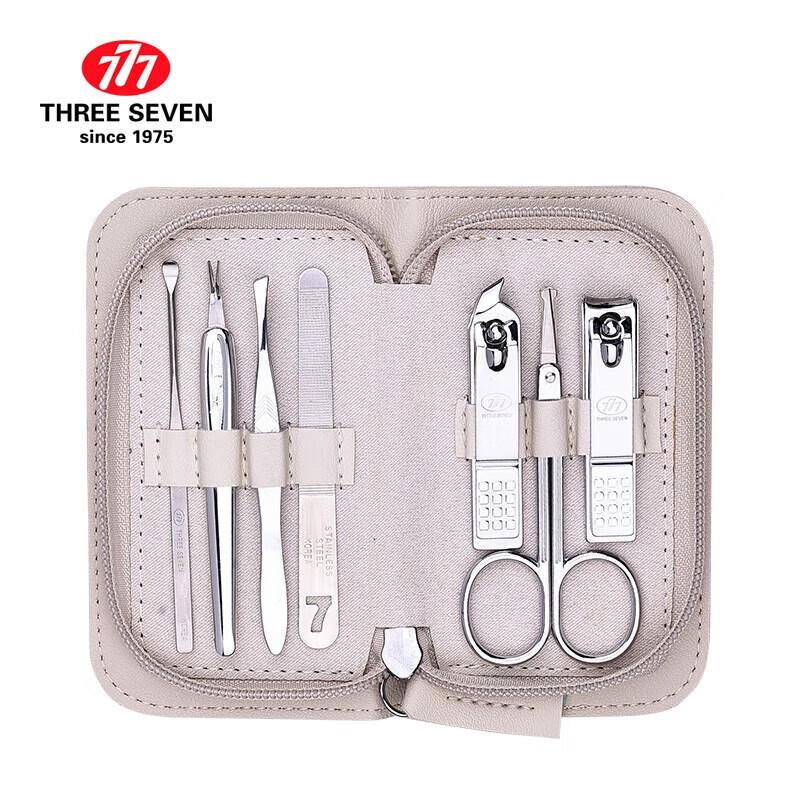 777 Three Seven 7-Piece Manicure Set