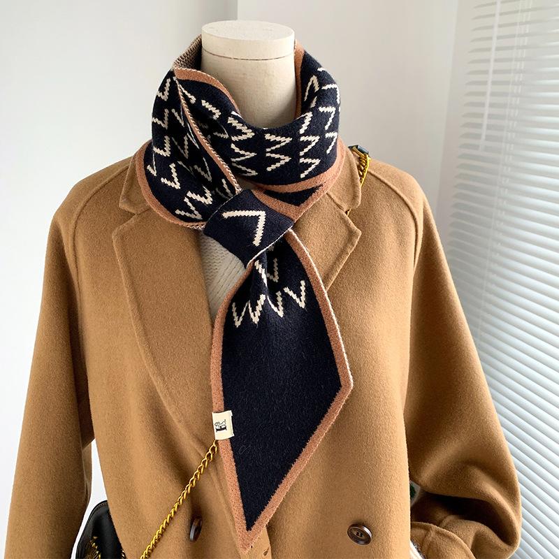 Letter Plaid Luxury Brand Knitted Scarf New Scarf Women Winter Scarf Long Skinny Small Scarf Female Neckerchief Scarf