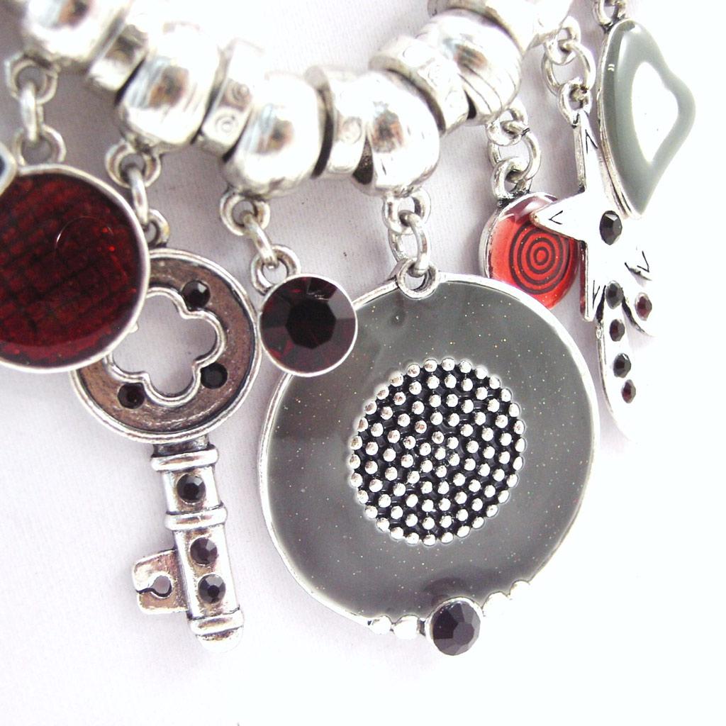 NOA [G5957] - Дизайнерское колье «Эмили» серо-красный