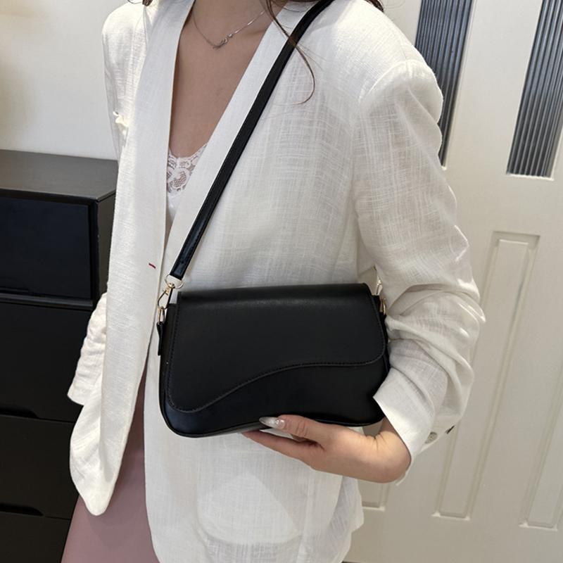 Винтажные кожаные сумки через плечо для женщин, дизайнерские женские сумки с небольшим клапаном на плечо, сумки через подмышку и кошельки