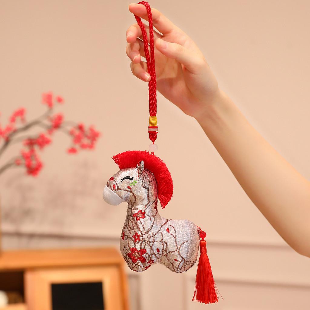 Плюшевая игрушка-символ года Лошади с мягким коротким ворсом для украшения Китайского Нового года