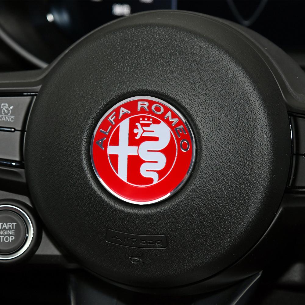 VKVQ7 3D Car Steering Wheel Badge Replacement Emblem Decor For Alfa Romeo Giulia Stelvio Giulietta Interior Sticker Auto Accessories