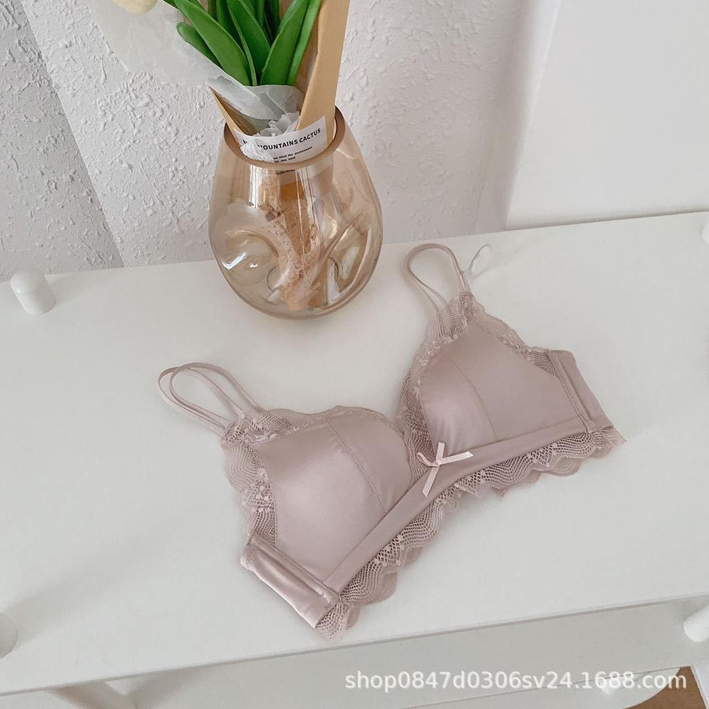 Premium Satin Underwear Girls Soft Latex Cotton Small Breasts Gather Up Sexy Lace Bra