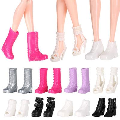 Куклы и мягкие игрушки – Аксессуары для кукол и одежда