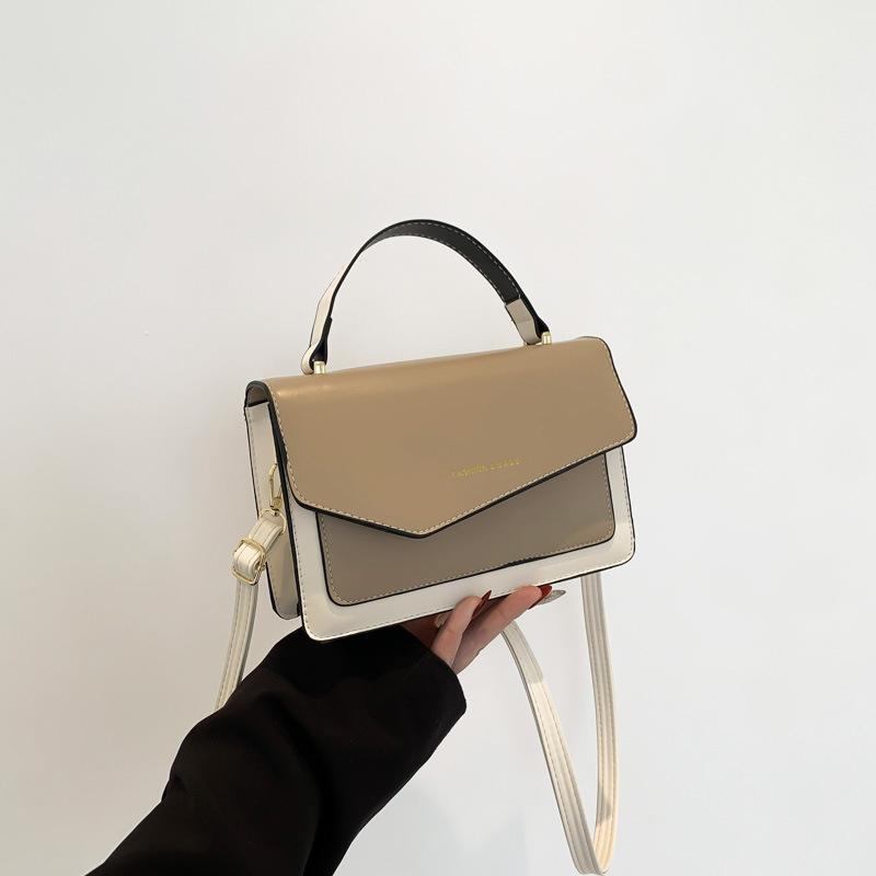 Модная универсальная сумка в иностранном стиле 2025 весна новая на плечо через плечо маленькая квадратная сумка