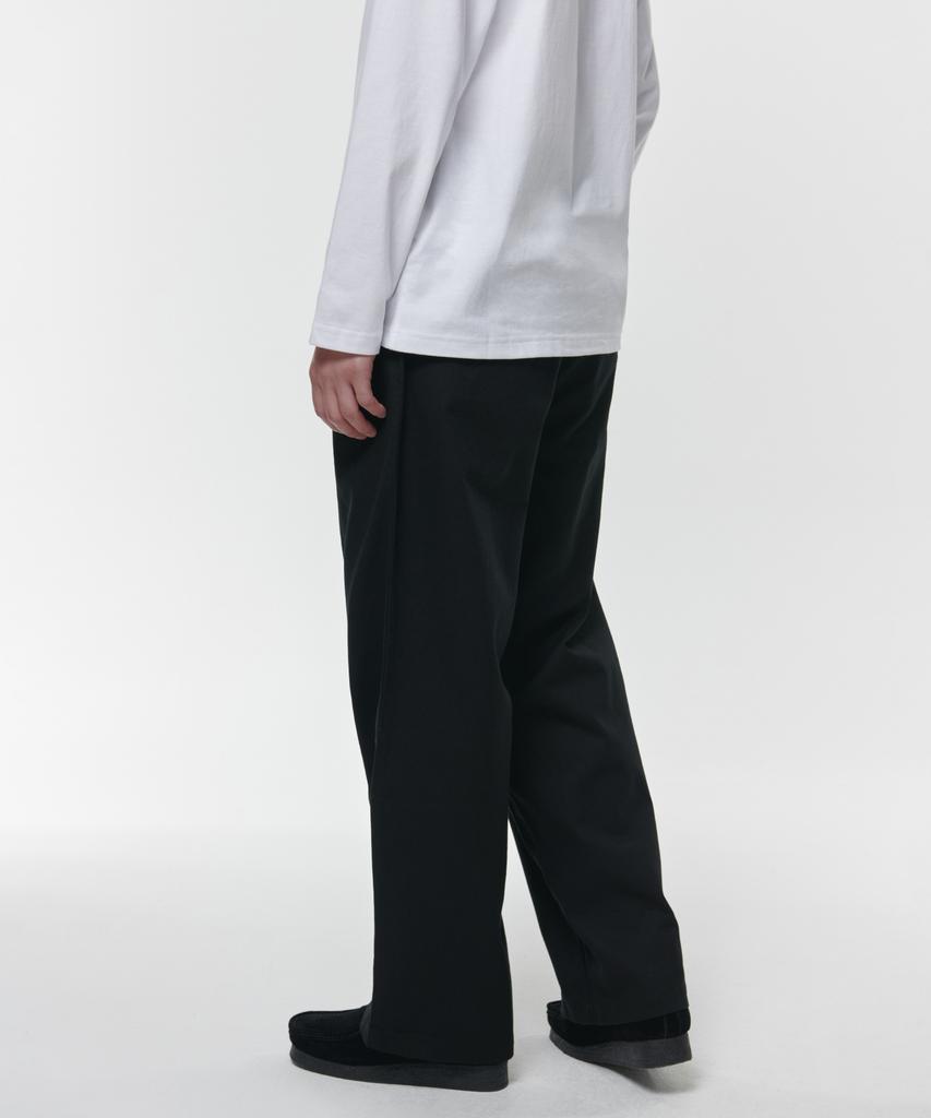 MUSINSA STANDARD Two-Tuck Wide Chino Pants [Black]