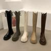 White Chelsea Knight Boots - Women's 2023 Autumn/Winter Mid-Tube Martin Boots