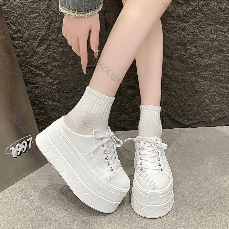 Модные кроссовки Baotou Полушлепанцы Женская весенне-летняя обувь Повседневная обувь Слипоны Толстая подошва Модная повседневная Ленивая женская обувь Вулканизированная