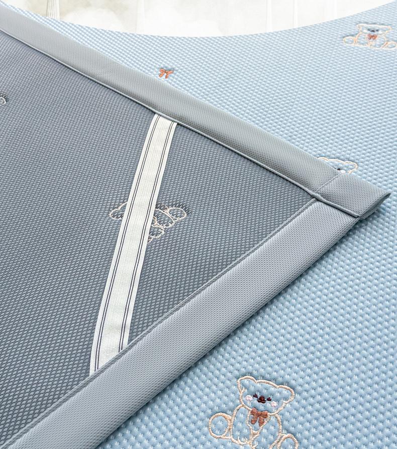 PE Ethylene Embroidered Bean Cold Mat in Student Dormitory during the New Year, Washable and Machine Washable - Upgraded Embroidered Style
