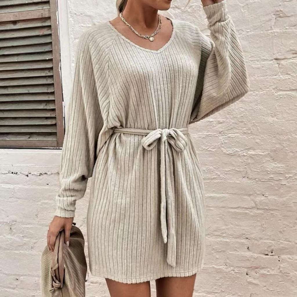 Платье-футболка с поясом и рукавами паглан