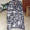 Salon Barber Cape Vintage Breathable Non-Sticky Cape Hair Fabric Professional Dustproof Anti-stick Hair Cutting Salon