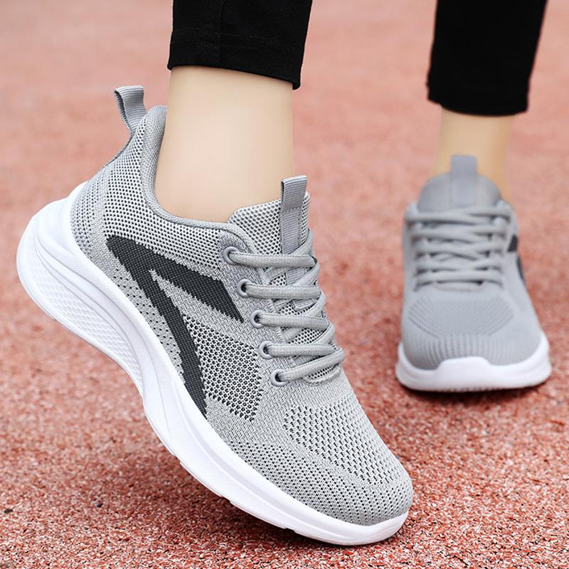 Fashion Women Casual Running Sports Shoes Fashion Breathable Knitted Mesh Sneakers Women Lightweight Gym Vulcanized Jogging Hiking Shoes