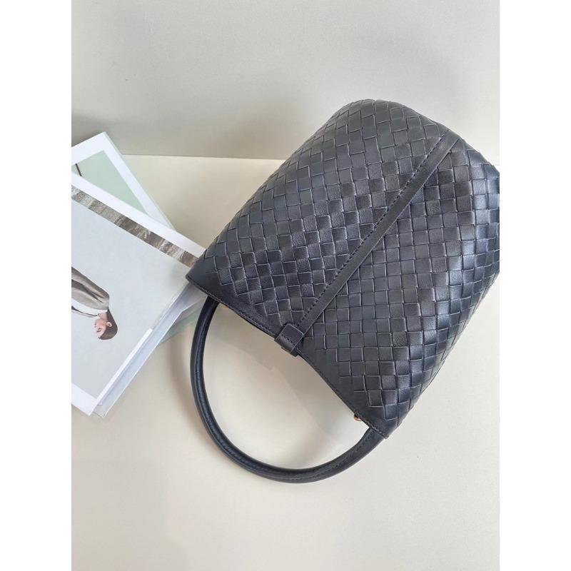 Новая плетеная сумка-ведро кожаная женская модная портативная сумка-мессенджер детская и мамина сумка нишевый дизайн портативная