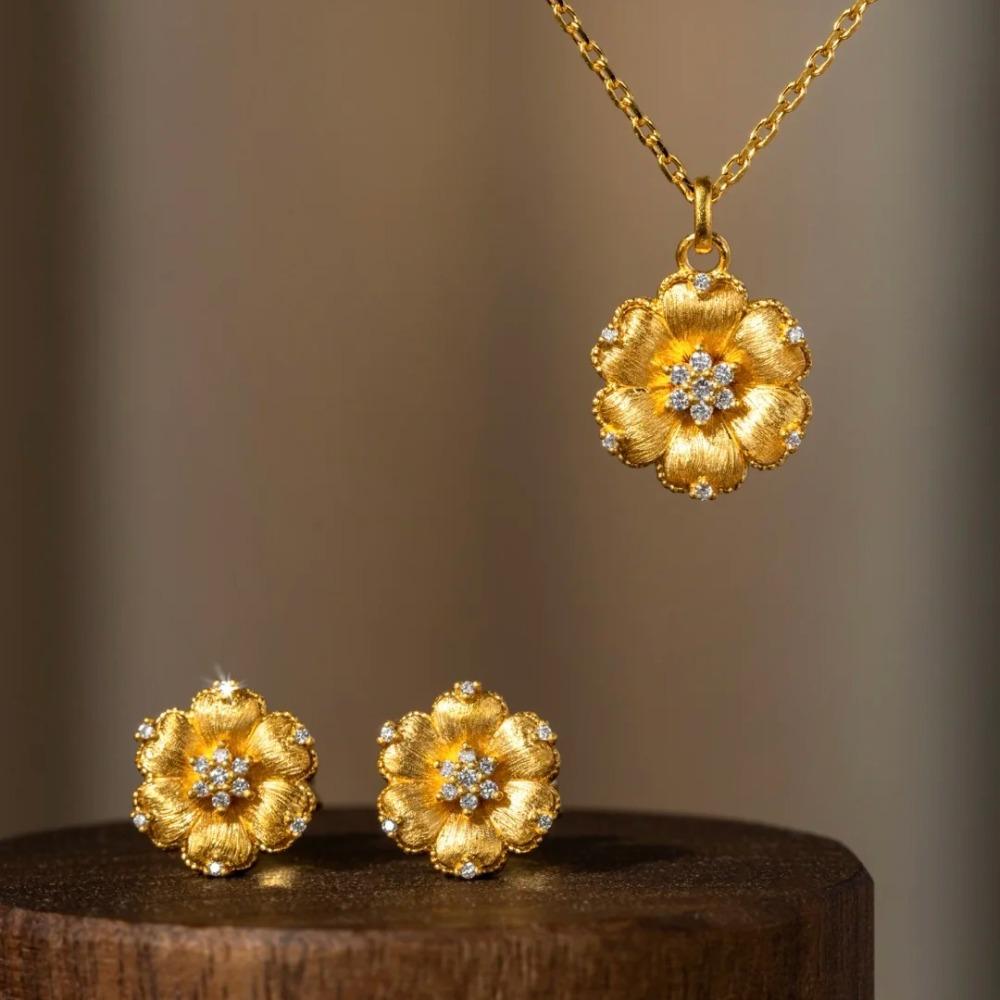 Women Jewelry Set Romantic Silk Petal Pendant Necklace with Diamond Peony Flower Earrings