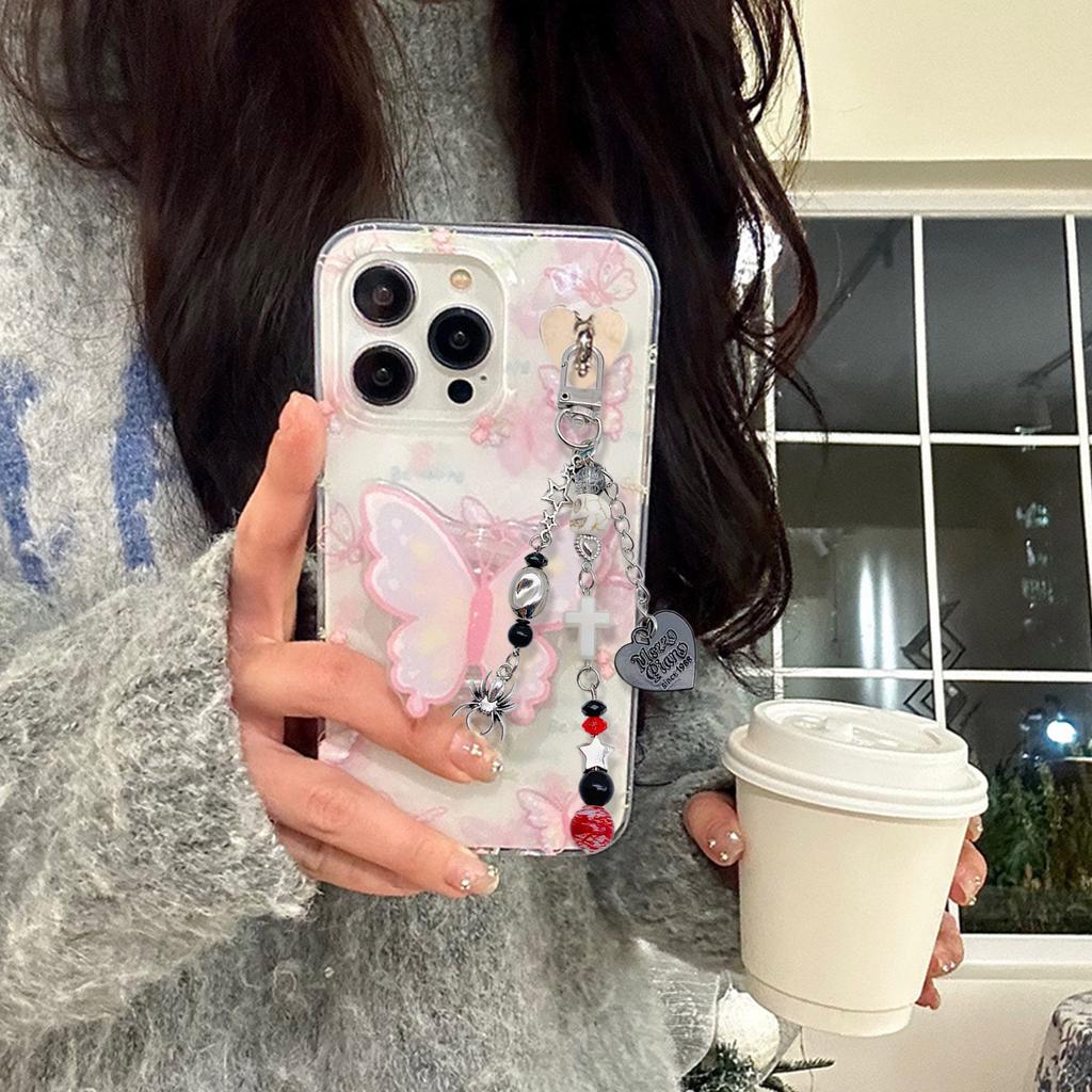 Unique and Stylish Beaded Keyring Dark Themed Skull Heart Cross Pendant Keychain Accessory for Fashion Enthusiasts