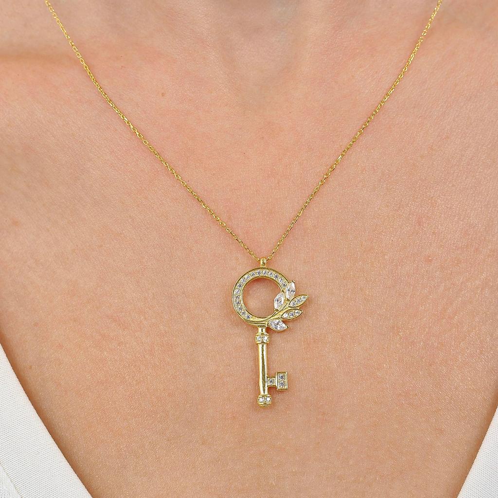 Sparkling Dream Key Gold Color Silver Necklace