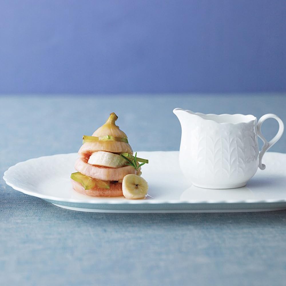 NARUMI Milk Pitcher Creamer Silky White 130cc White Cute Relief Microwave Warming Dishwasher Safe Gift Box Included 9968-4263P