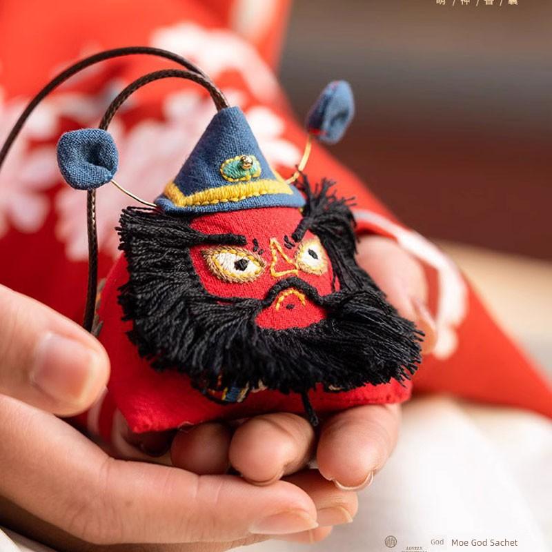 Dragon Boat Festival Sachet Embroider Perfume Bag Argy Wormwood Pouch Small Sachet Ornaments Carry Package Pendant Bags for Lion Climbing