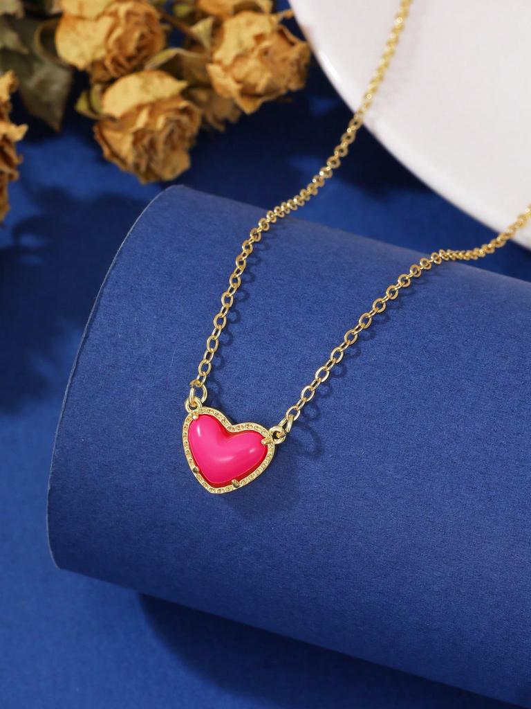 Minimalist Heart-Shaped Pendant Necklace, Copper With Micro-Inlaid Zirconia, Fashionable Design, Suitable For Girlfriend Gift, Christmas Gift