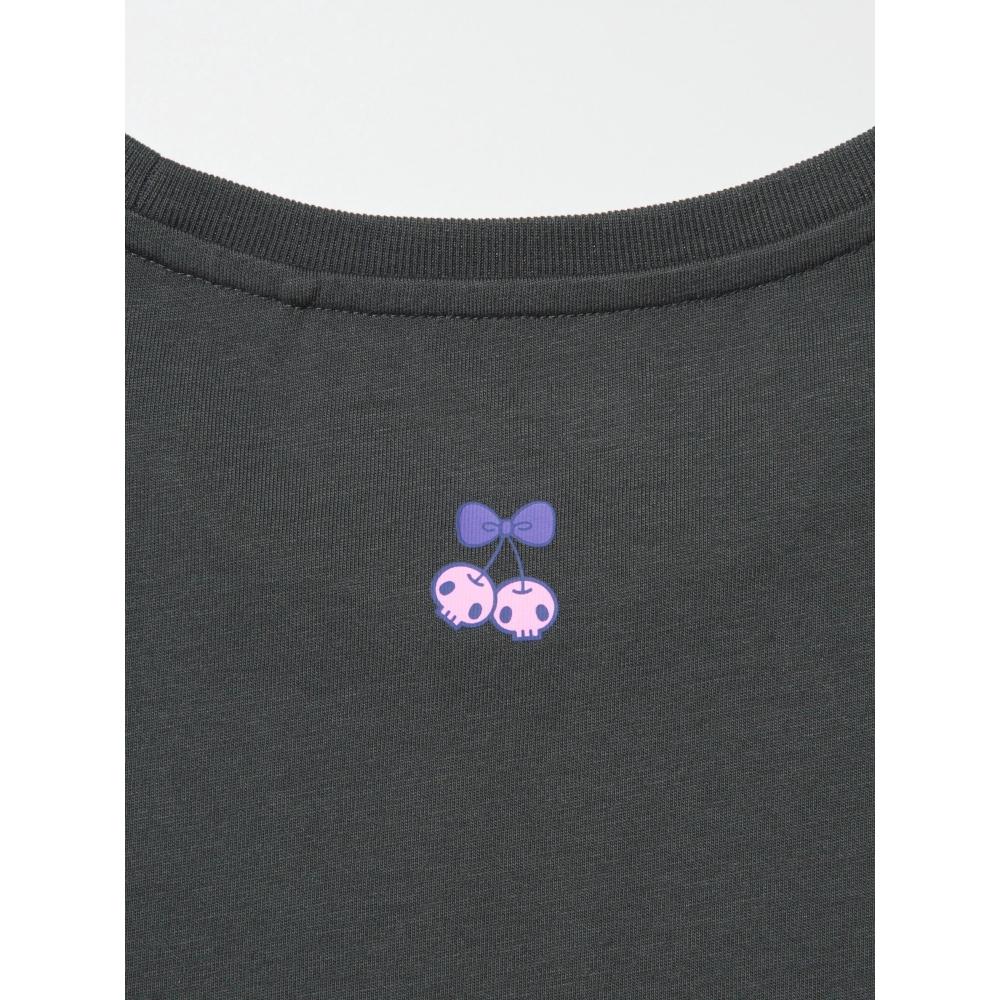 Uniqlo Японские девушки Sanrio Персонажи Обрезанные Ut