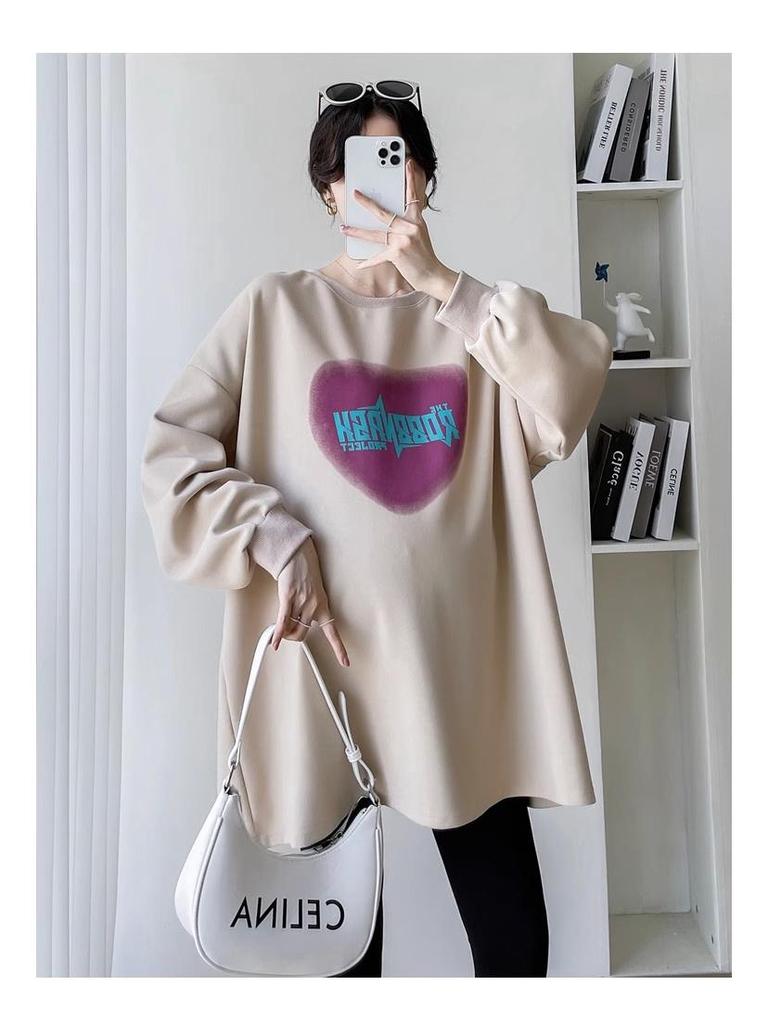 Maternity Autumn/Winter 2023: Loose Sweatshirt Dress & T-shirt