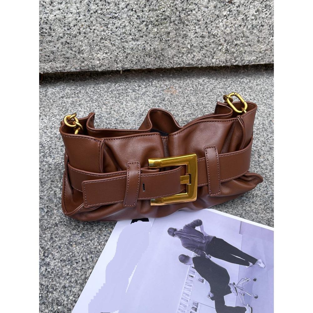 2025 Новый стиль Легкая сумка из искусственного меха на плечевом ремне-цепочке пяти золотых звеньев Женская одноплечевая подмышечная сумка большой вместимости