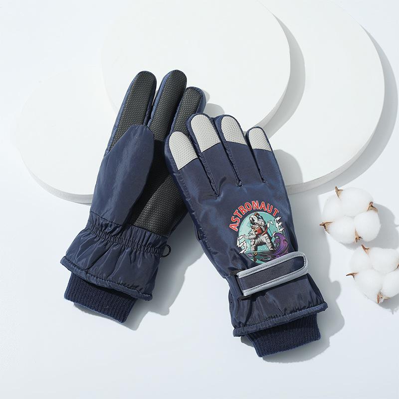 Детские лыжные перчатки для сохранения тепла