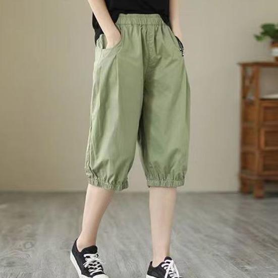 Women Shorts Mid-rise Elastic Waist Knee-Length Pants Solid Color Loose Fit Short Pants Streetwear