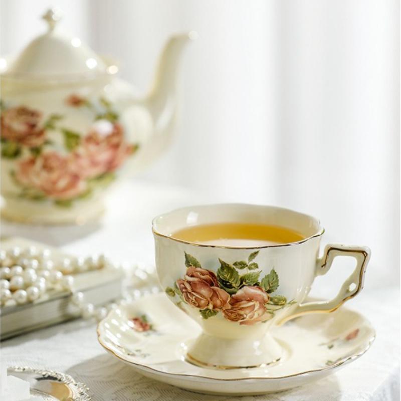 Retro Rose Flower Coffee Cup and Saucer Set- Ceramic Teapot and Tea Cup with Gold Trim, Suitable for Tea Party Gifts ( 2 Cup and 1 Teapot)