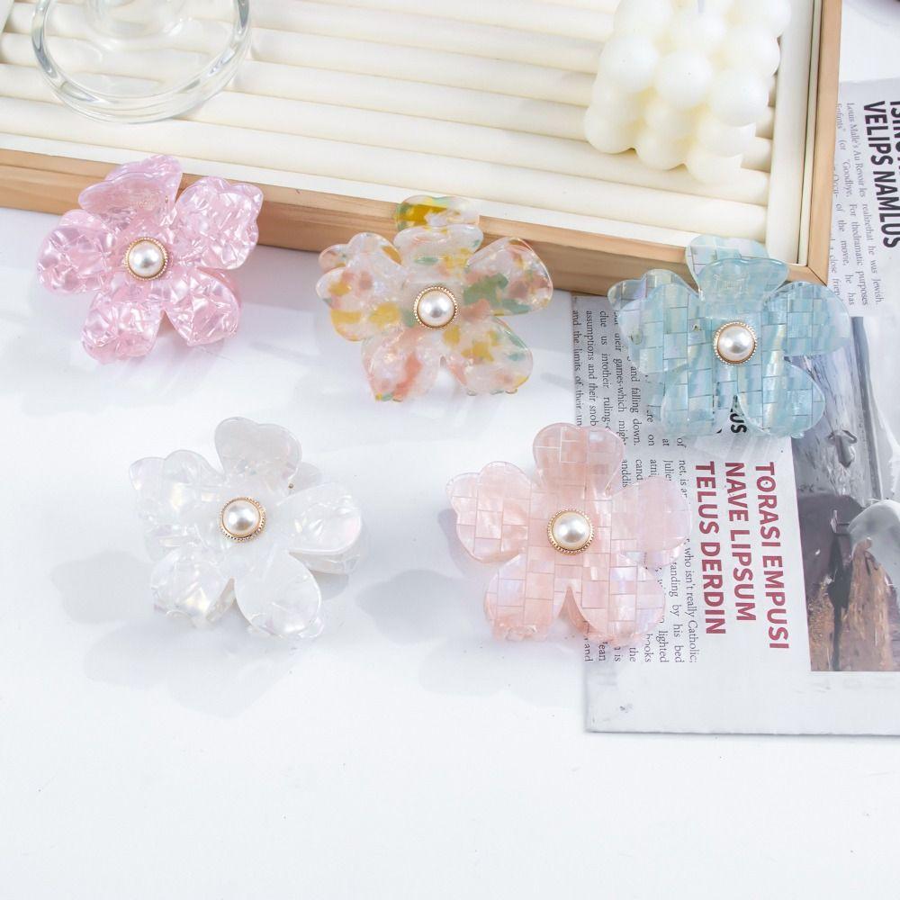 Elegant Pearl Crab Clip Non-slip Floral Hair Clip Shiny Flower Hair Claw  Girls