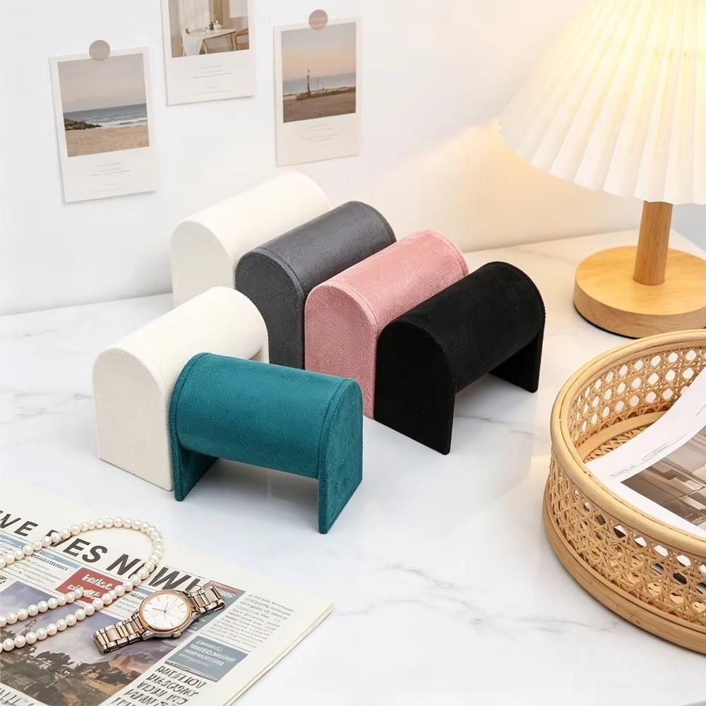 Small Pillow Shape Jewelry Display Stand Leather Headband Necklace Display Props Accessory Storage