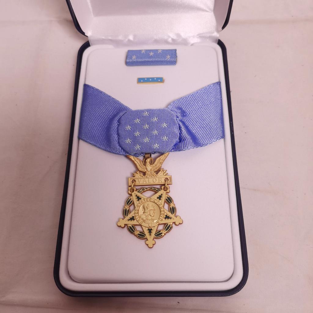 United States Badge Sea Medal Land Medal of Honor Air Three