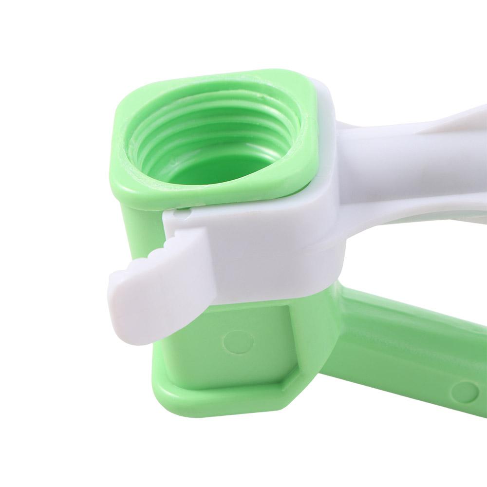 Leak-Proof Pet Water Dispenser Bottle Spout Automatic Water Pet Hanging Feeding Device Rabbits