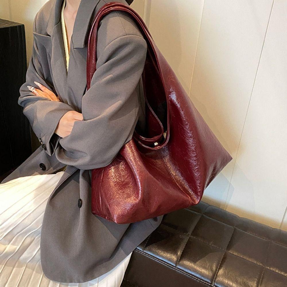 Korean Style Large Capacity Handbag Tote Bag Underarm Packs Fashion Retro PU Tote Bag Outdoor
