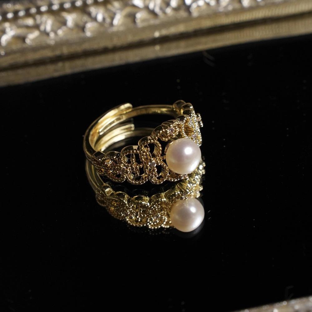 Женское кольцо на указательный палец класса люкс из стерлингового серебра 925 пробы с неправильной формы драгоценным камнем - Не тускнеющее, регулируемое, с легким нишевым дизайном.