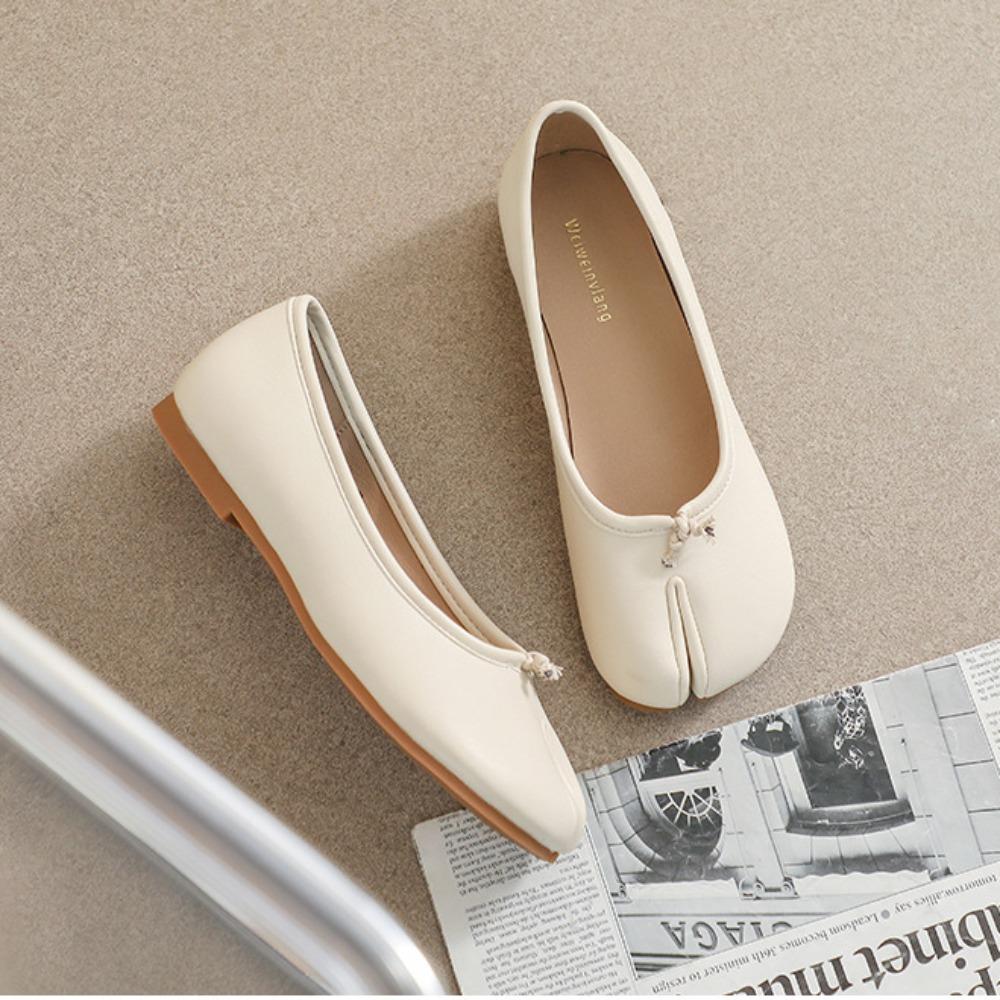 Women Flat Shoes Loafers Women's Flats 2024 New Split Toe Flat Sole Single Shoes Soft Sole Shallow Mouth Large Women's Shoes
