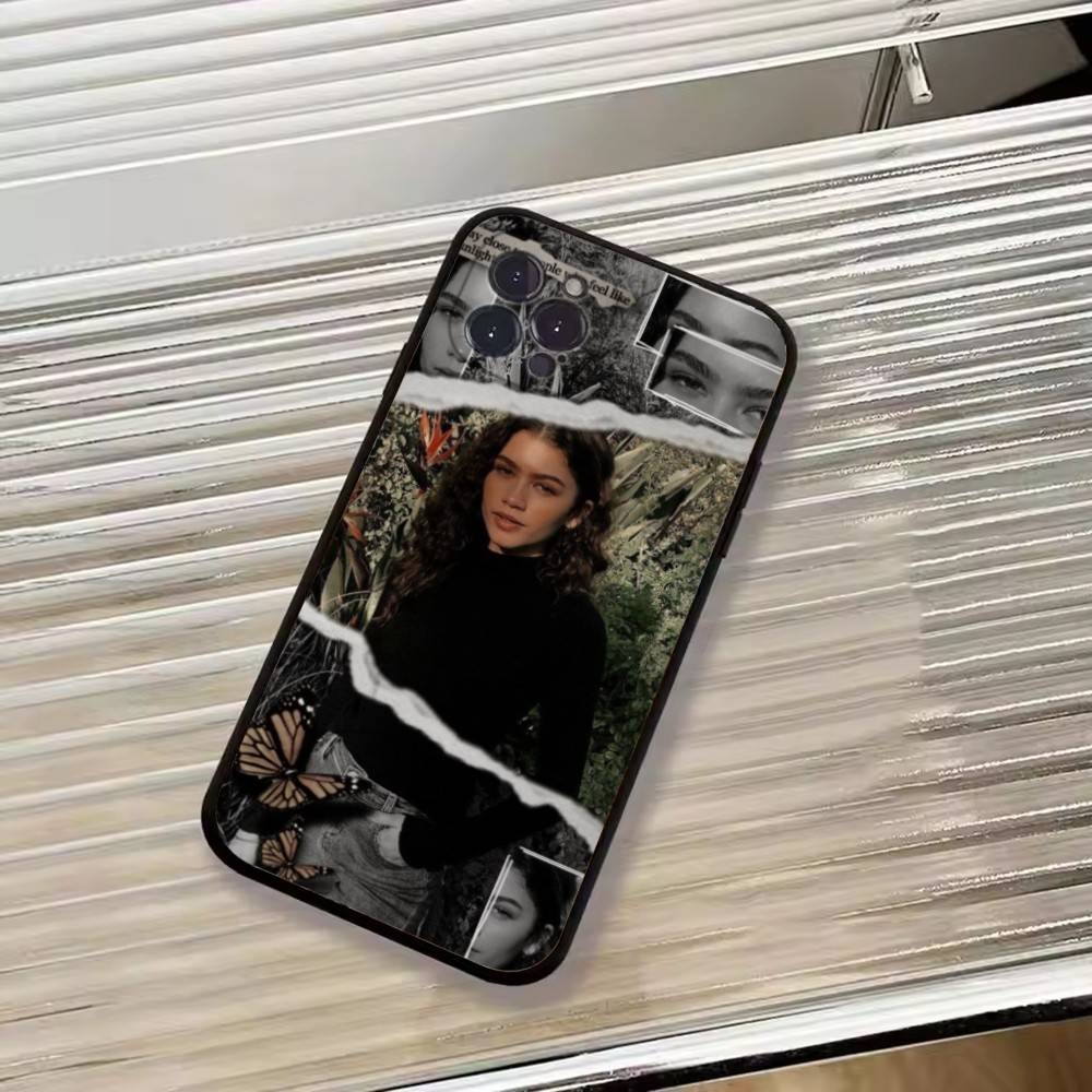Чехол для телефона с изображением горячей актрисы Зендаи Для iPhone 17, 16, 15, 14, 13, 12, 11 Plus, Pro Max, Другие Мягкий Черный Чехол
