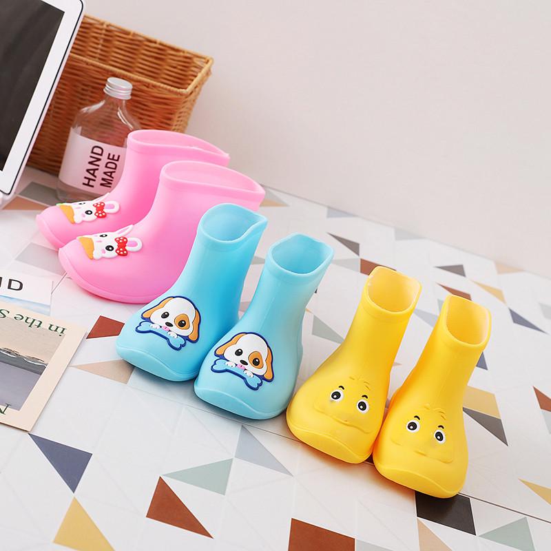 Детские нескользящие водонепроницаемые резиновые сапоги