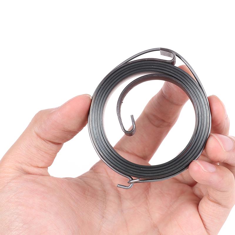 Замена набора пружин съемника возвратной пружины начала тяги для газонокосилки с двигателем