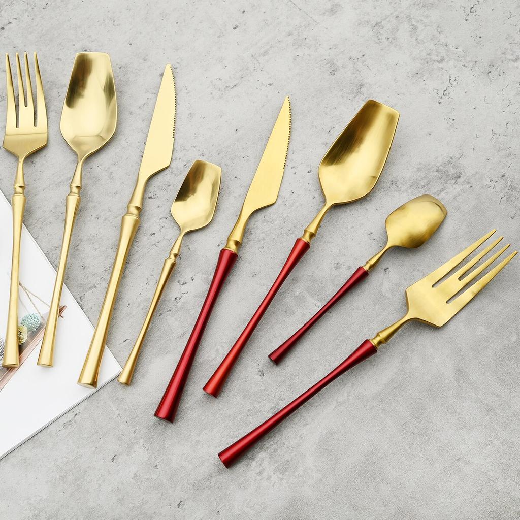 24Pcs Red Gold Cutlery Set 18/10 Stainless Steel Tableware Vintage Knife Fork Coffee Spoon Dinnerware Set Wedding Kitchen Silverware