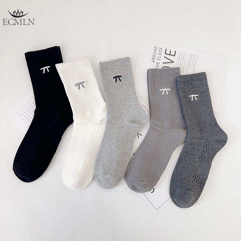Женские носки из чистого хлопка средней длины, носки для девочек с вышитым бантом, дышащие простые носки для колледжа