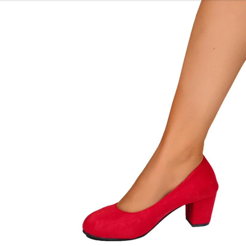 Модные женские туфли на низком каблуке из замши среднего размера на массивном каблуке 2024 года, модные новые туфли для ходьбы, сандалии, туфли-лодочки, сексуальное трендовое платье, женские туфли