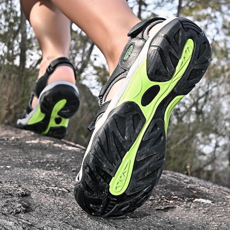 Летние новые мужские сандалии для отдыха на открытом воздухе, нескользящая мужская обувь, повседневная кожаная мужская пляжная обувь из коровьей кожи для мужчин, дышащие удобные сандалии