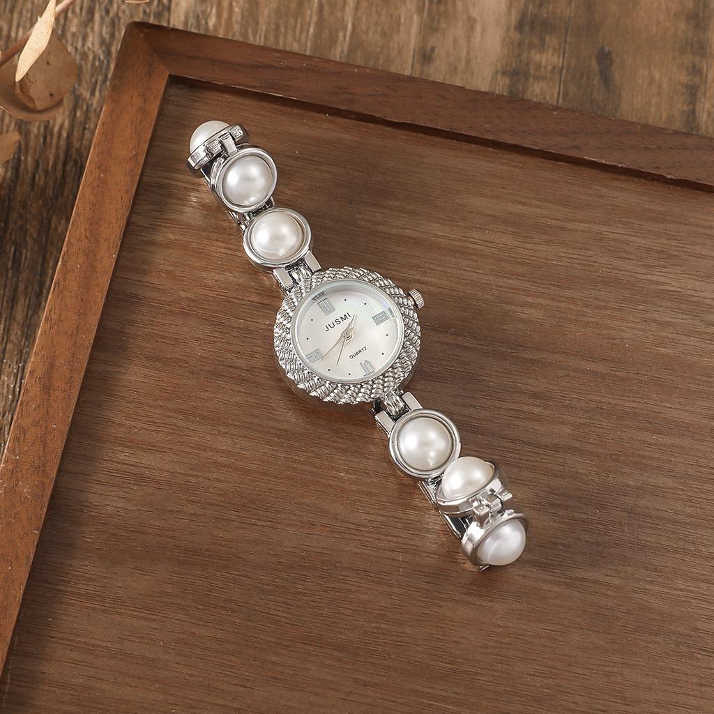 Women Simulation Pearl Bracelet Watches Quartz Dial Warch Ladies Wristwatches